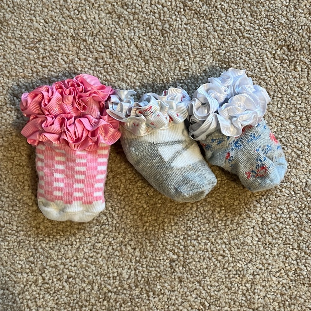Ruffle baby girl socks